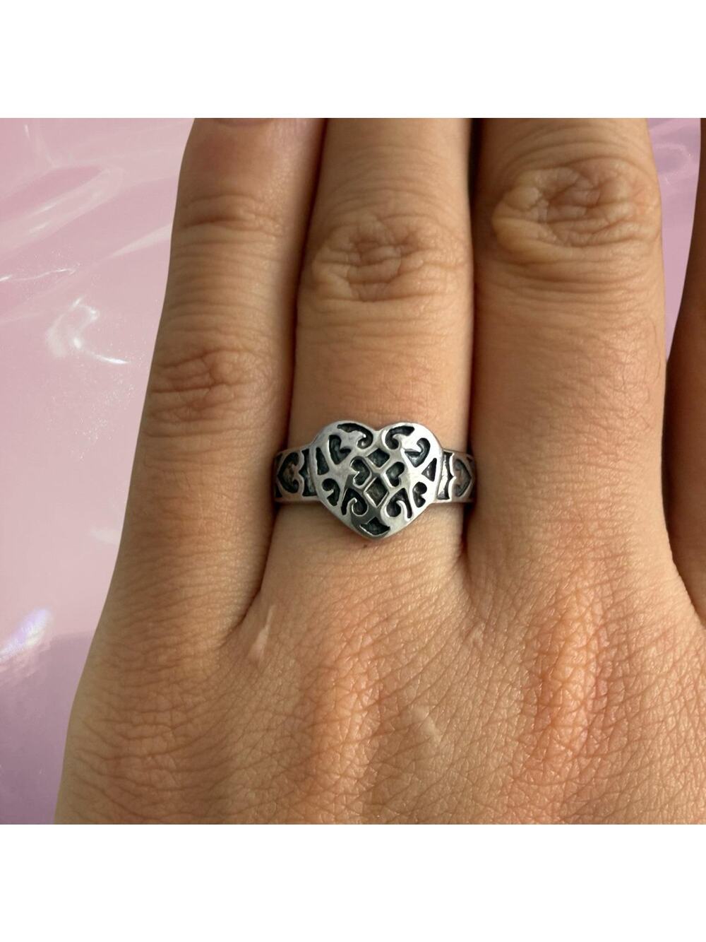 Vintage unique romantic goth heart filigree ring 925 Sterling Silver Size 7